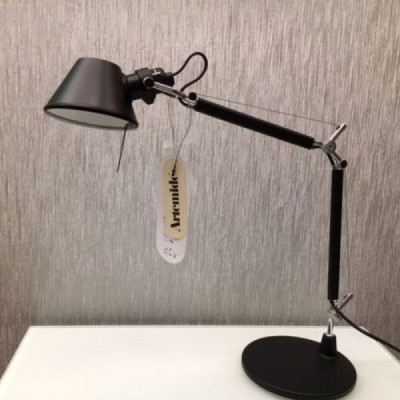 Artemide Tolomeo Micro Tavolo | Lampy Artemide dostępne stacjonarnie w Warszawie oraz na strefalamp.pl