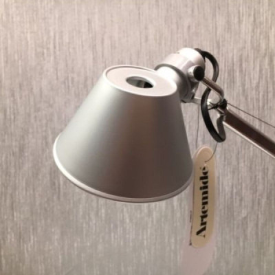 Artemide Tolomeo Micro Tavolo | Lampy Artemide dostępne stacjonarnie w Warszawie oraz na strefalamp.pl