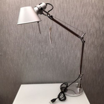 Artemide Tolomeo Mini Tavolo | Lampy Artemide Tolomeo - stacjonarnie w Warszawie i na strefalamp.pl